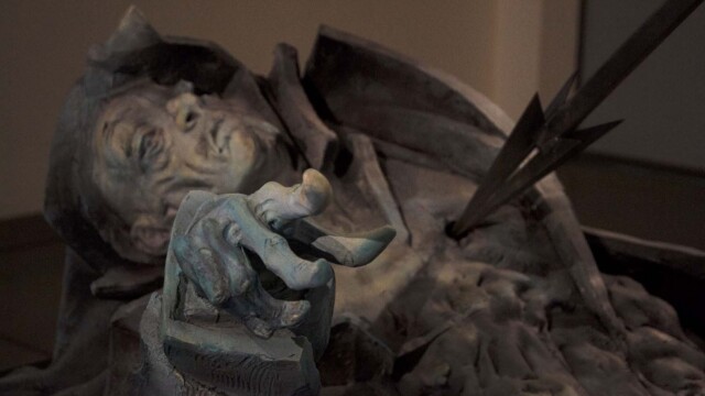 Maja Kisiel "Pożądanie chaosu. Walka dobra ze złem w kontekście rzeźby. Analiza oraz interpretacja motywu oparta na wybranych dziełach"