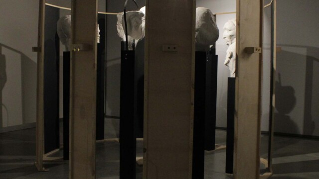 Ireneusz Pachliński "RZEŹBYKON Rzeźba portretowa w kontekście niekonwencjonalnych decyzji twórczych"