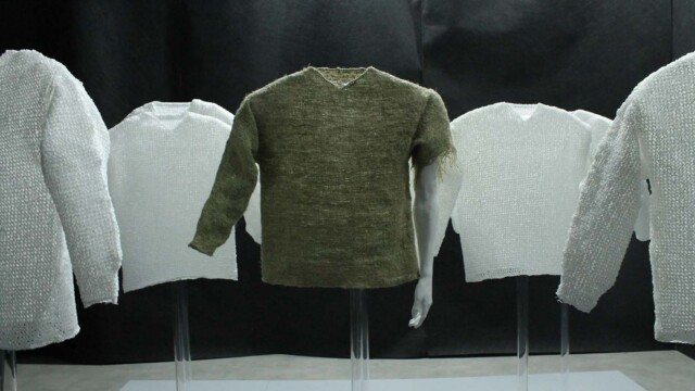 Julita Antonowicz "Wartości utracone. Dychotomia tradycyjnych i współczesnych technologii tkackich na wybranych przykładach kultury materialnej."