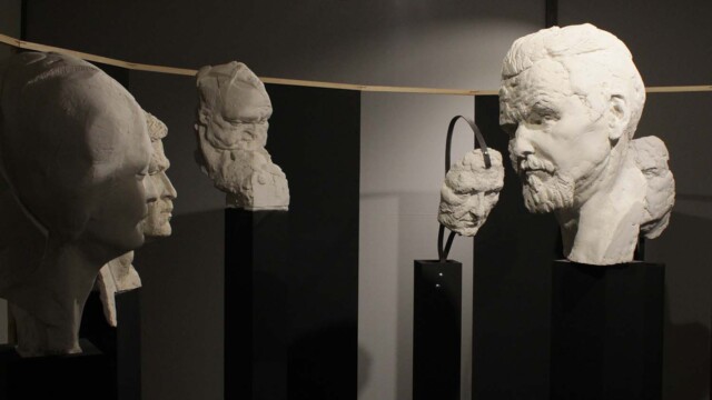 Ireneusz Pachliński "RZEŹBYKON Rzeźba portretowa w kontekście niekonwencjonalnych decyzji twórczych"