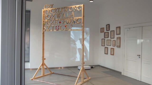 Barbara Stańko-Jurczyńska "Plan dożynek doskonałych. Współczesna rzeźba kolaboratywna w kontekście wiejskim"