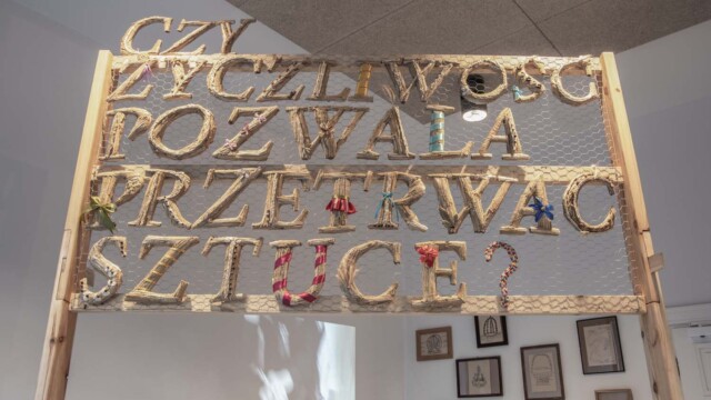 Barbara Stańko-Jurczyńska "Plan dożynek doskonałych. Współczesna rzeźba kolaboratywna w kontekście wiejskim"