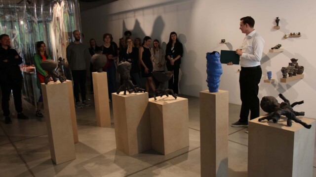 Marek Zieliński " Przekształcenia. Obiekty z pogranicza rzeźby i designu w nowych kontekstach doświadczania rzeczywistości."