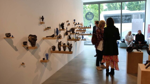 Marek Zieliński " Przekształcenia. Obiekty z pogranicza rzeźby i designu w nowych kontekstach doświadczania rzeczywistości."