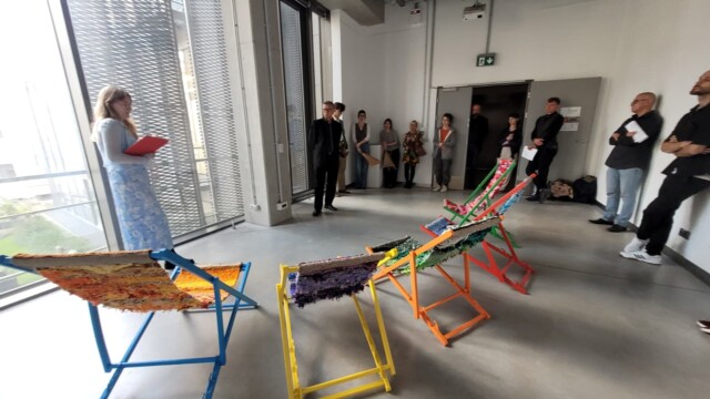 Oliwia Nowicka "Współczesne metamorfozy. Pomiędzy materialnością a wirtualnymi aspektami rzeczywistości"