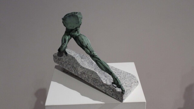 Piotr Czaban "Narracja niewerbalna, narracyjny charakter rzeźby, analiza a wybranych przykładach z kontekstem własnej twórczości"