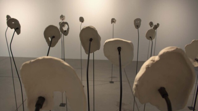 Michalina Wianecka "Momenty celebrowane – analiza autoportretu rzeźbiarskiego, jako personifikacji myśli, emocji i doświadczeń"